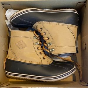 Sperry duck boots size 1 in little boys